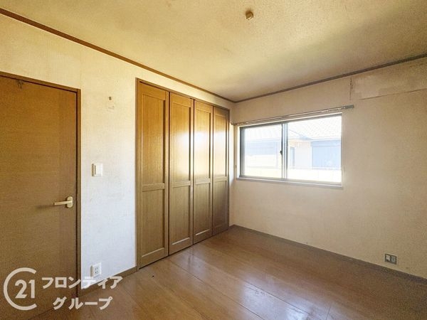 奈良市左京１丁目の中古一戸建て