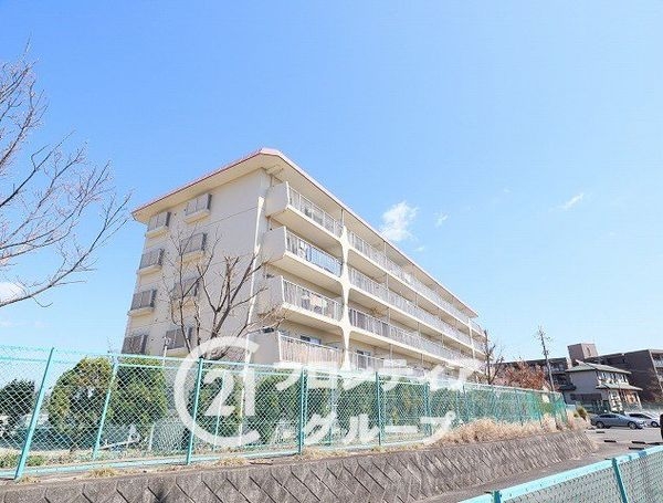 富雄スカイハイツ　中古マンション