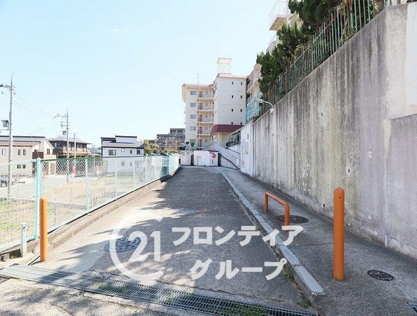 富雄スカイハイツ　中古マンション