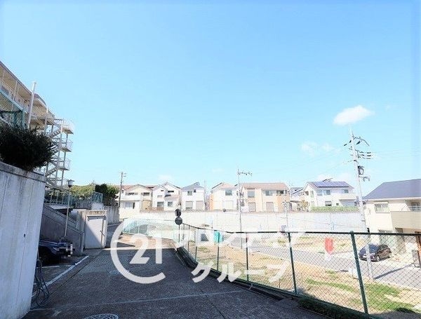 富雄スカイハイツ　中古マンション