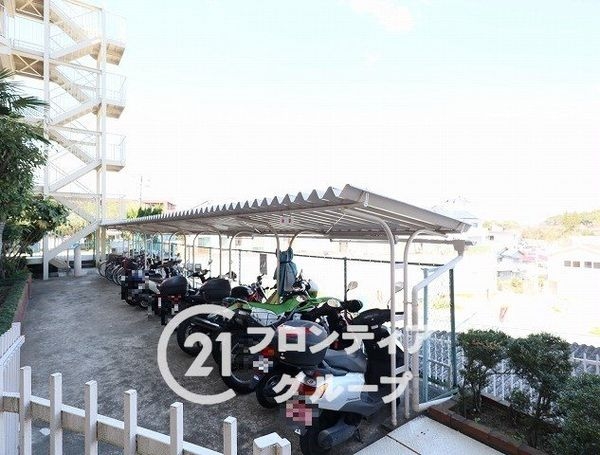 富雄スカイハイツ　中古マンション