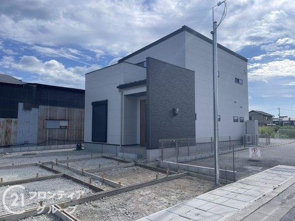 北葛城郡広陵町大字萱野　新築一戸建て　全１区画