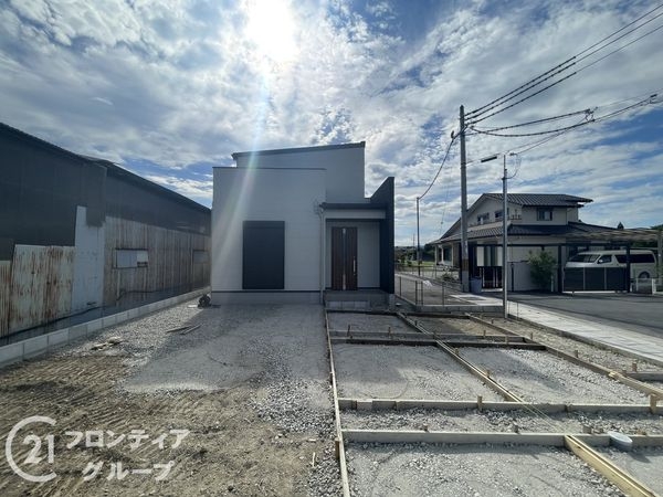北葛城郡広陵町大字萱野　新築一戸建て　全１区画