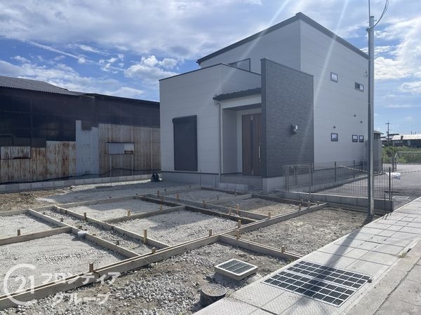 北葛城郡広陵町大字萱野　新築一戸建て　全１区画