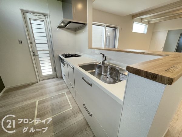 葛城市中戸　新築一戸建て　１号棟