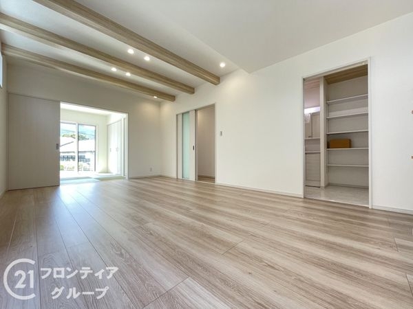 葛城市中戸　新築一戸建て　１号棟