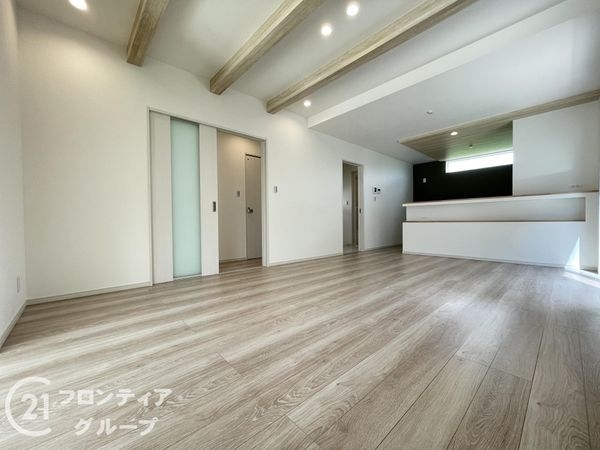 葛城市中戸　新築一戸建て　１号棟