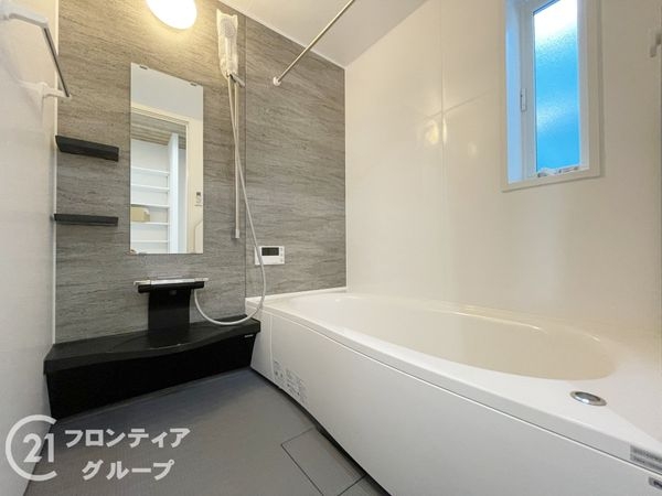 葛城市中戸　新築一戸建て　５号棟