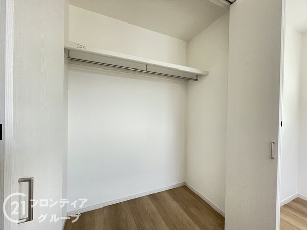 葛城市中戸　新築一戸建て　２号棟