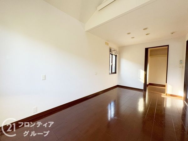 木津川市梅美台３丁目の中古一戸建て