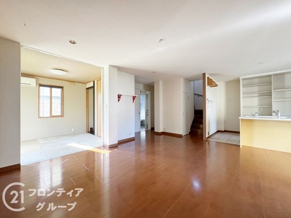 木津川市梅美台３丁目の中古一戸建て