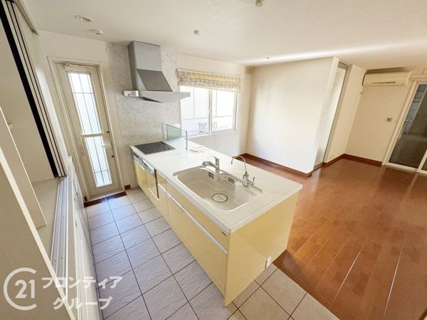 木津川市梅美台３丁目の中古一戸建て
