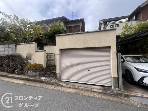 生駒市真弓４丁目の中古一戸建て