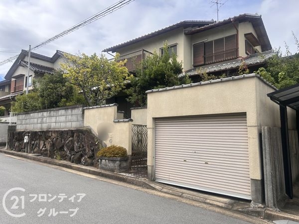 生駒市真弓４丁目　中古一戸建て