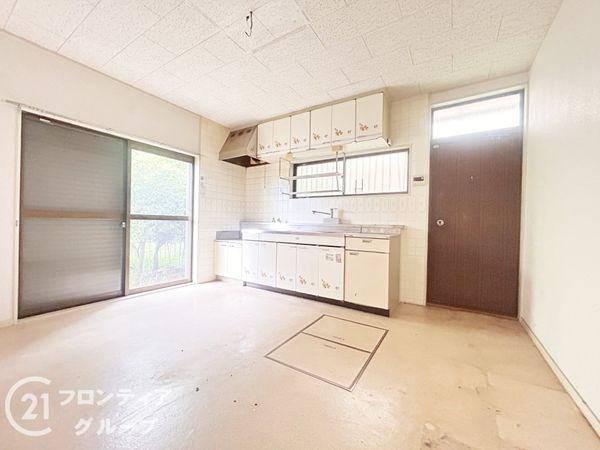生駒市真弓４丁目の中古一戸建て