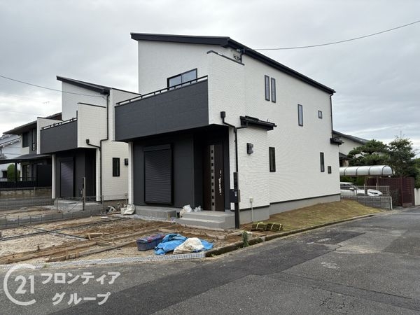 生駒市真弓２丁目　新築一戸建て　Ｂ号棟