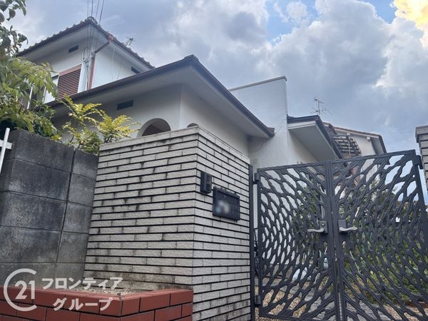 生駒市萩原町の中古一戸建て