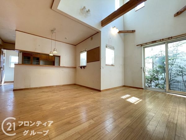 奈良市二名２丁目　中古一戸建て