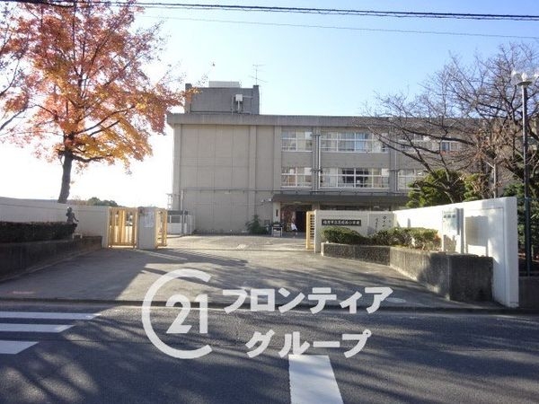 橿原市新口町　新築一戸建て　０１期　１号棟(橿原市立耳成西小学校)