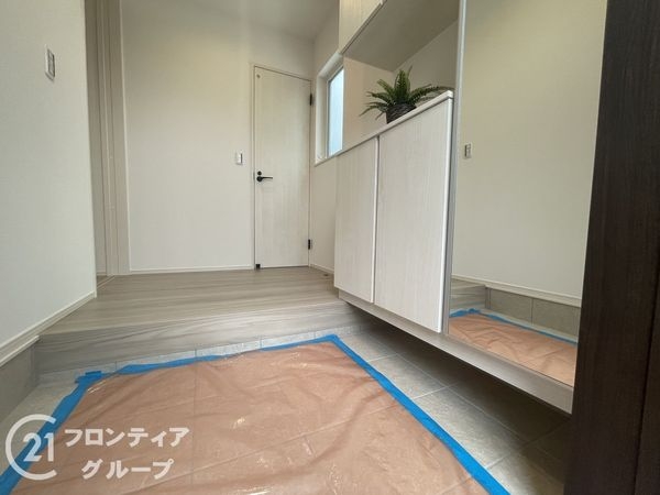 奈良市富雄元町４丁目　新築一戸建て