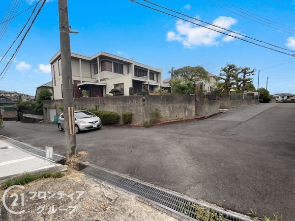 奈良市富雄元町４丁目　新築一戸建て