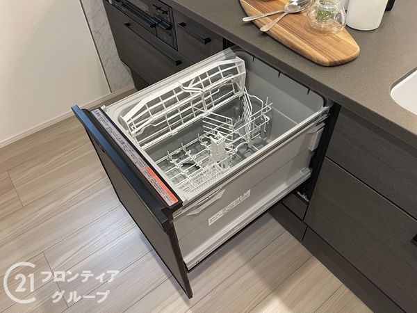 奈良市富雄元町４丁目　新築一戸建て