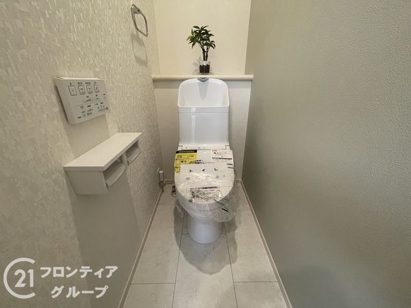 奈良市富雄元町４丁目　新築一戸建て