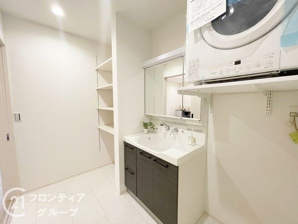 奈良市富雄元町４丁目　新築一戸建て