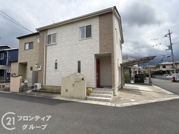 橿原市石原田町の中古一戸建て