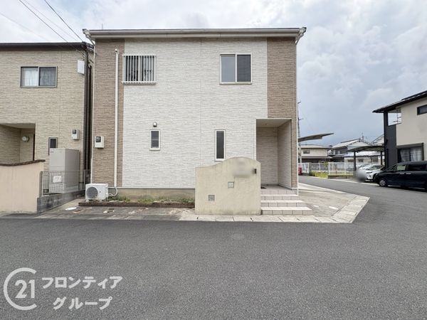 橿原市石原田町 中古一戸建て