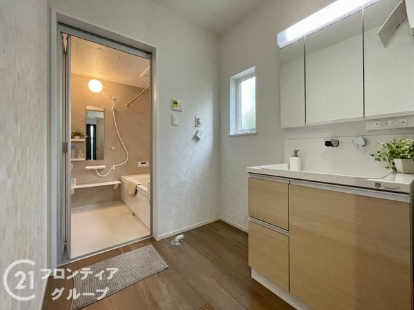 奈良市五条畑１丁目　新築一戸建て　第６　１号棟