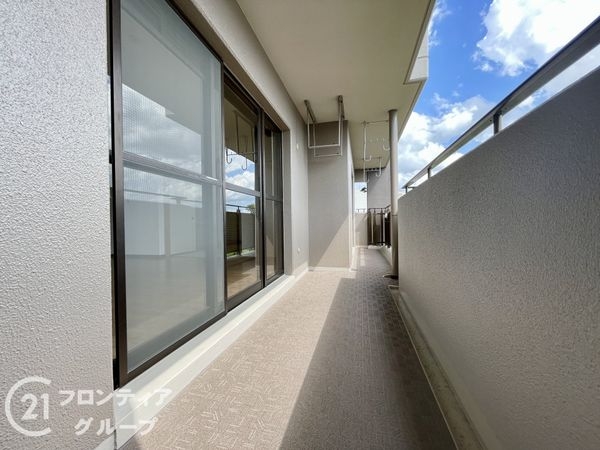 真美ヶ丘中央一番街１１号棟　中古マンション