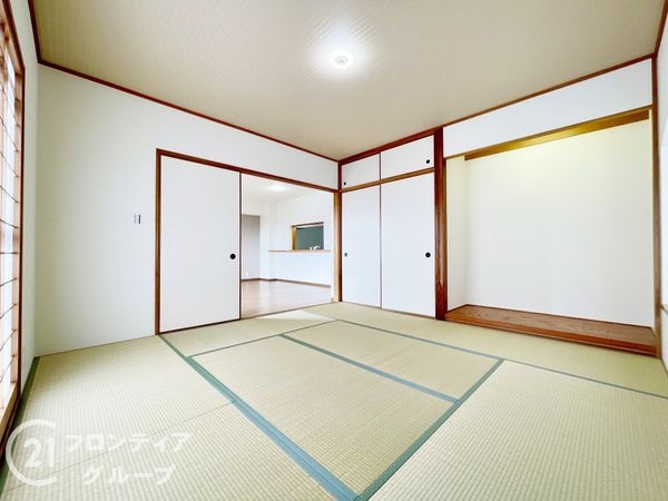 真美ヶ丘中央一番街１１号棟　中古マンション