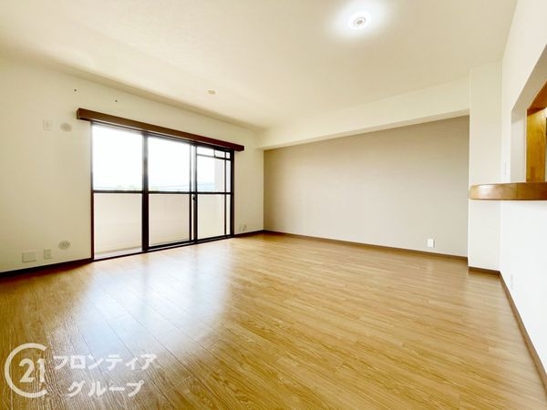 真美ヶ丘中央一番街１１号棟　中古マンション