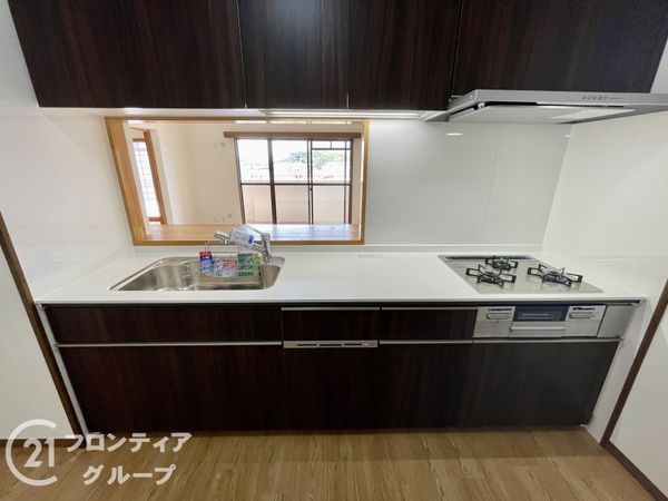 真美ヶ丘中央一番街１１号棟　中古マンション