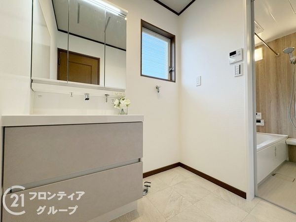 木津川市木津川台７丁目の中古一戸建て