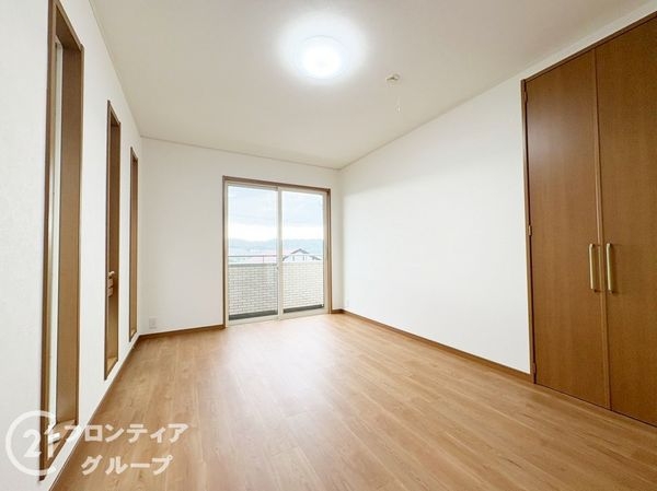 生駒市西白庭台１丁目の中古一戸建て