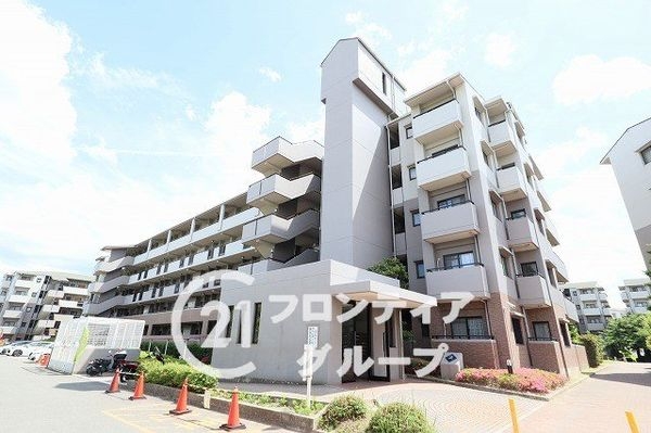 ローレルスクエア高の原2番館 中古マンション