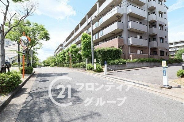 ローレルスクエア高の原２番館　中古マンション