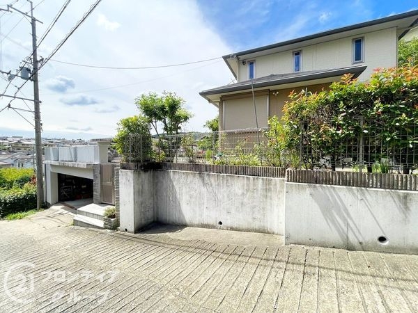 生駒市有里町の中古一戸建て