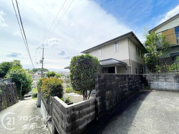 生駒市有里町の中古一戸建て