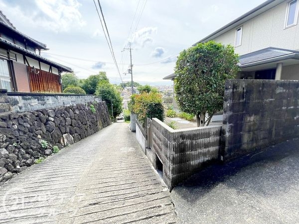 生駒市有里町の中古一戸建て