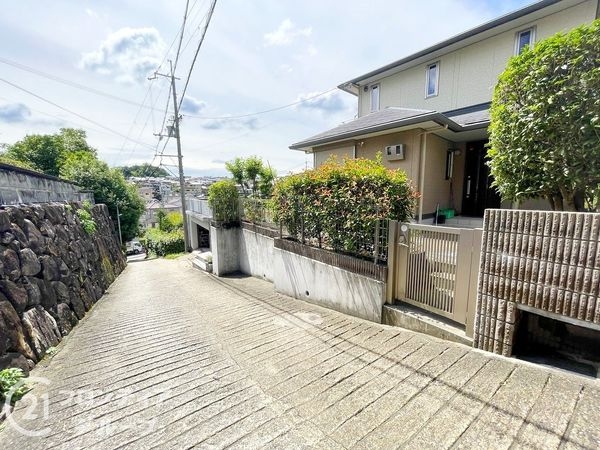 生駒市有里町の中古一戸建て