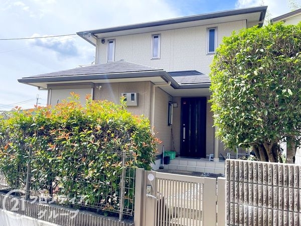生駒市有里町　中古一戸建て