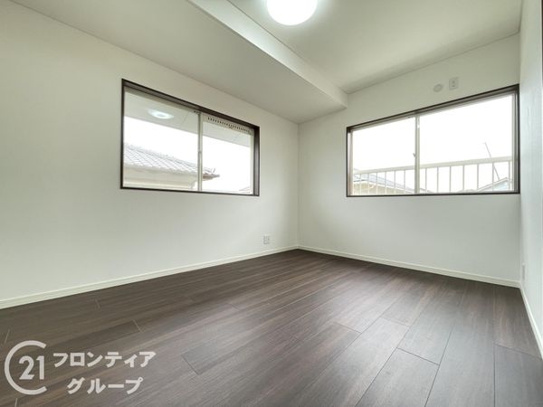 奈良市左京３丁目の中古一戸建て