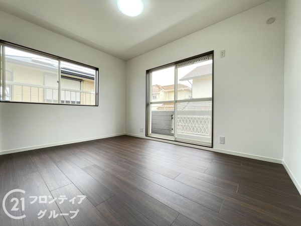 奈良市左京３丁目の中古一戸建て