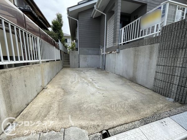 奈良市左京３丁目の中古一戸建て