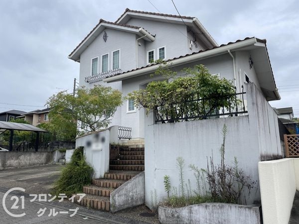 木津川市梅美台５丁目の中古一戸建て