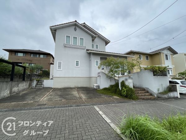 木津川市梅美台５丁目の中古一戸建て