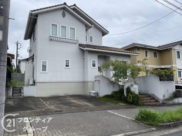 木津川市梅美台５丁目の中古一戸建て